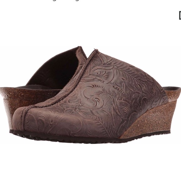 birkenstock dana clog